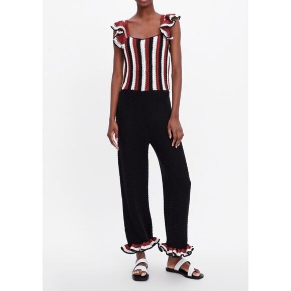 ZARA Limited Edition Crochet Knit Jumper Jumpsuit Overalls Size Small - Picture 3 of 13